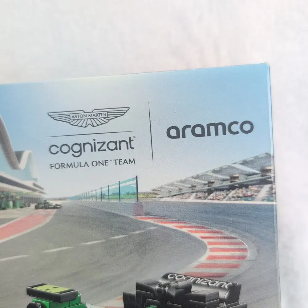 Lego Speed Champions 76925 BrandNew Sealed Aston Martin Vantage SafetyCar &AMR23